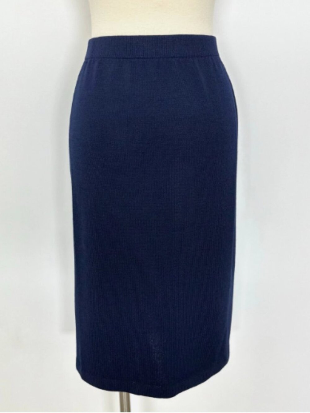 St. John Collection Santana Knit Navy Pencil Skirt Medium M NWOT - Picture 8 of 12